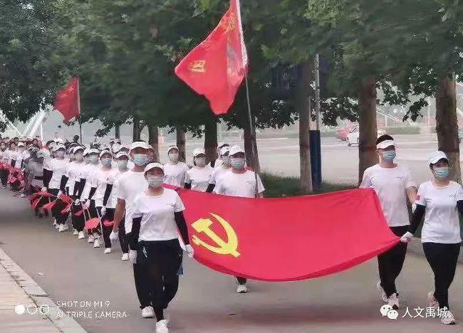 我儿子很没用咋办？人家儿子都买车买房给父母住 他每个月拿死工资 不会做生意 看看人家 看看自己游戏画面